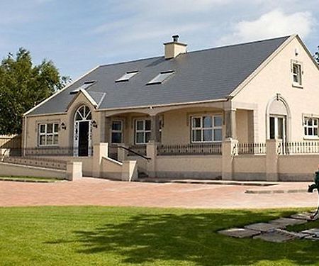 Causeway Lodge Бушмилс Экстерьер фото